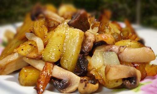Картофель с маринованными маслятами, как приготовить в скороварке