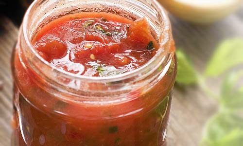 Баклажанный соус с помидорами, луком, петрушкой, домашние заготовки, рецепт на зиму