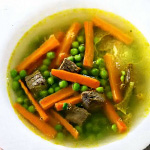 суп из говядины и зелёного горошка в скороварке