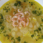Суп из консервированных кальмаров с креветками в скороварке