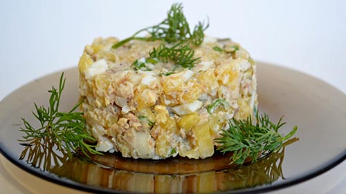 Салат с сайрой и картофелем, рецепт
